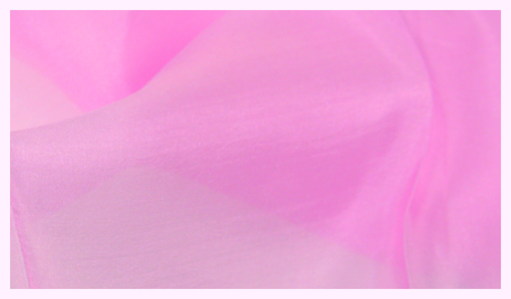 Filges Siden - tunt - växtfärgat - fållad - 94 x 94 cm. 22g/m2.  Rosa image